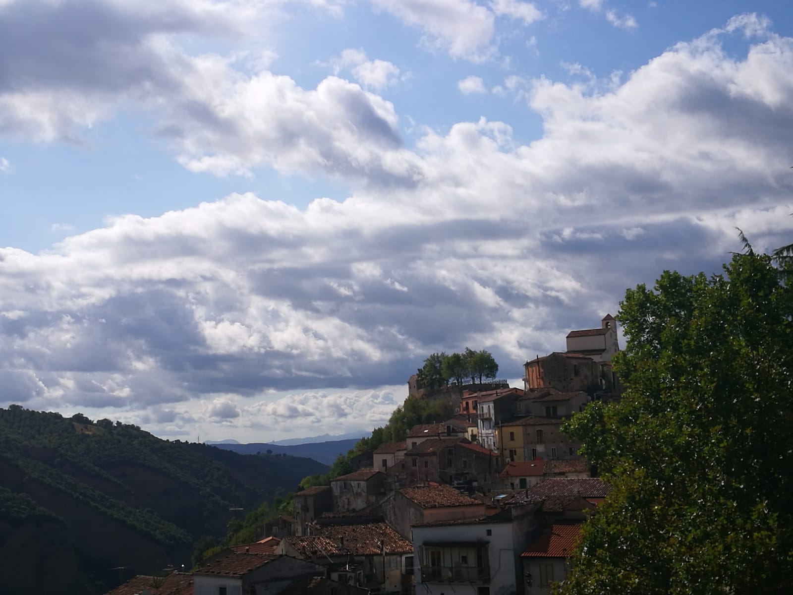 Veduta del borgo di Armento