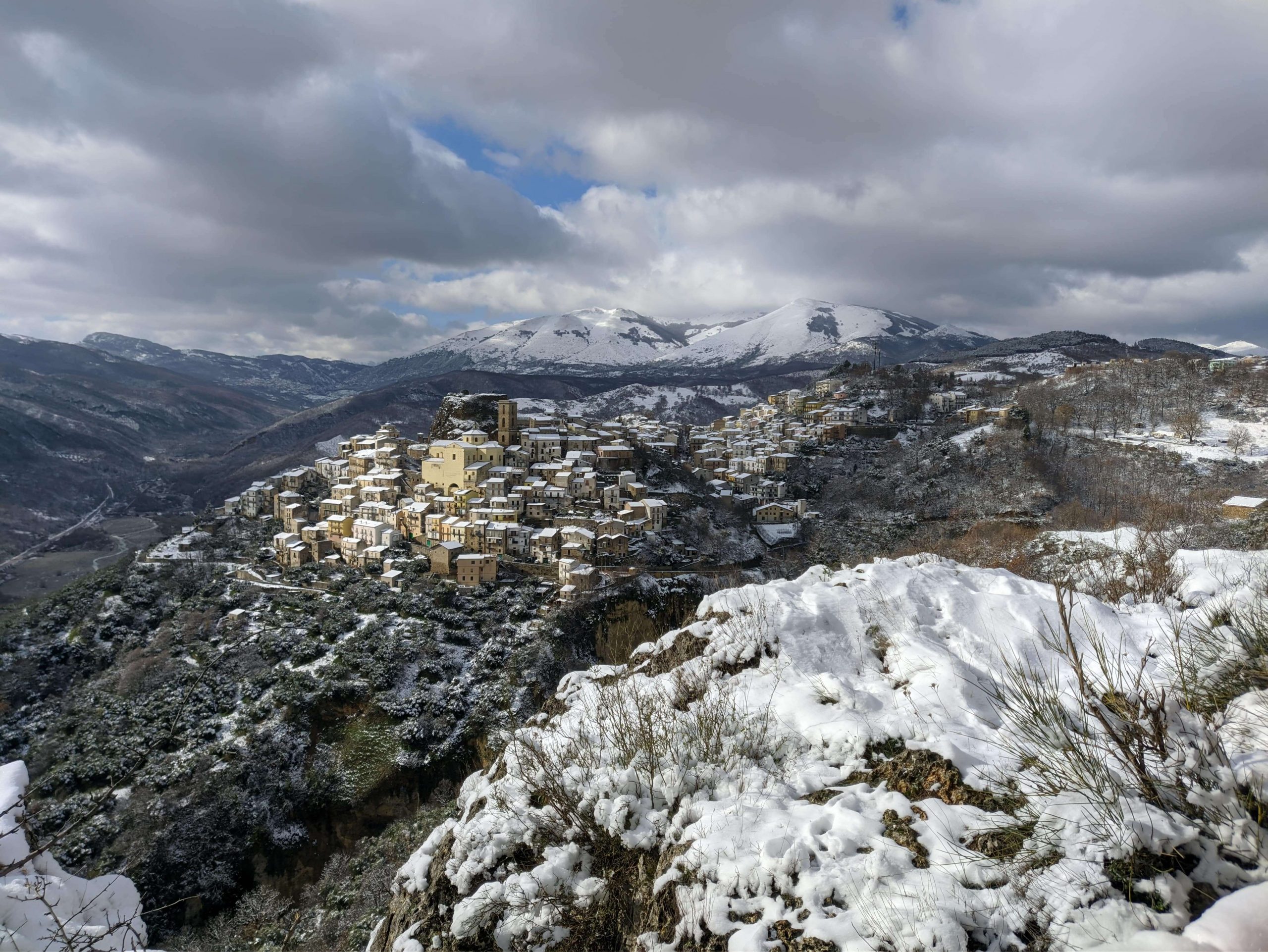 Il borgo innevato